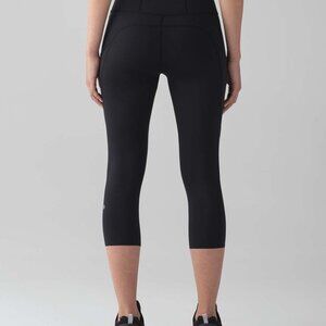 Lululemon Fast & Free Crop II Nulux 19" Black Size 6
